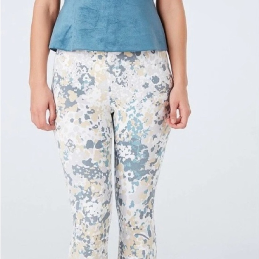 SPANX Neutral Patterned Pants
